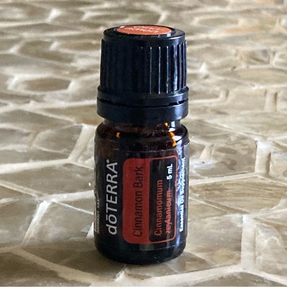 DöTERRA Cinnamon Bark essential oil 5 ml - Picture 2 of 3